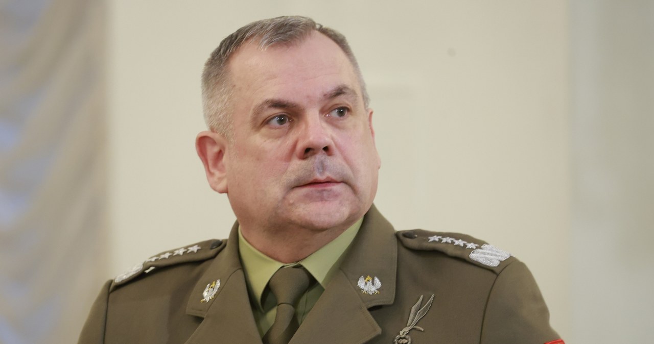 Gen. Kukuła zabrał głos po katastrofie F-16. Pilot przekonywał wojskowego wiadomości,aktualności,Interia Gen. Kukuła zabrał głos po katastrofie F-16. Pilot przekonywał wojskowego