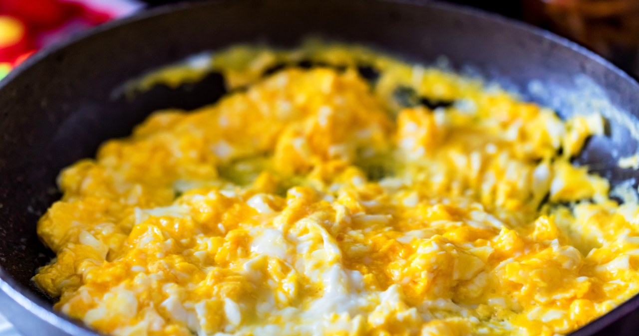 Dodaj szczyptę do jajecznicy. niedługo zauważysz, jak waga leci w dół