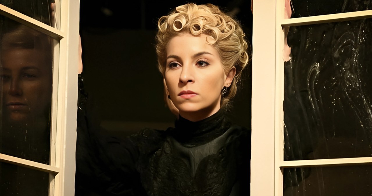 Widzowie "Akacjowej 38" w szoku. Cayetana znów pojawia się w serialu?