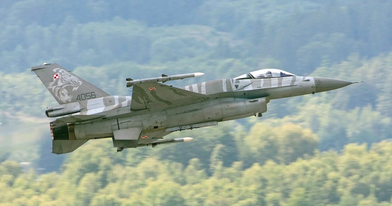 Co rozbicie myśliwca F-16 oznacza dla polskiej armii?