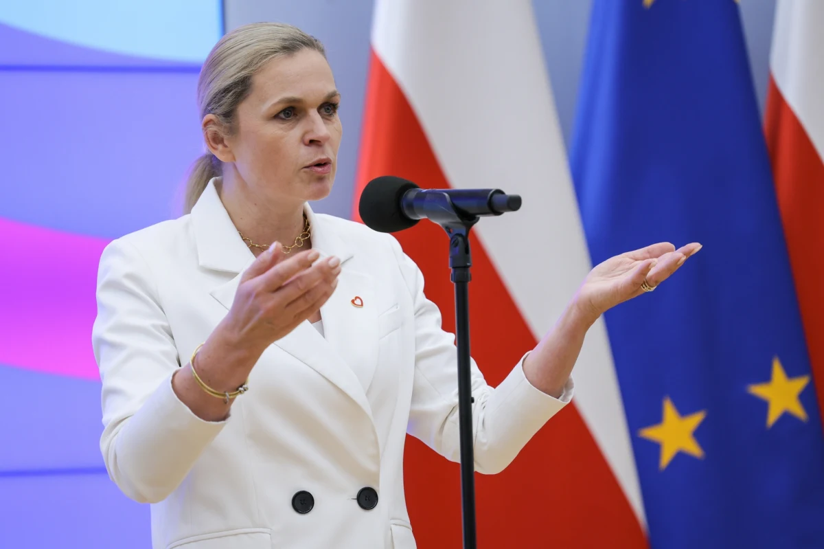 Wiele zmian, nowe przedmioty. Już w poniedziałek 1 września rozpoczyna się rok szkolny. Z tej okazji list do uczniów i nauczycieli skierowała minister edukacji Barbara Nowacka. Przypomniała m.in., że do szkół wchodzą: edukacja zdrowotna i edukacja obywatelska oraz zmiany na WF.