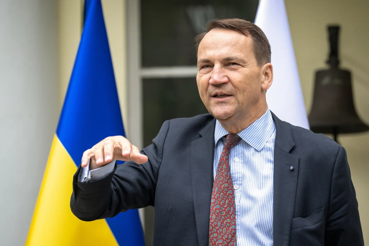 Polska jest gotowa do wzięcia udziału w ubezpieczeniu Belgii na wypadek rosyjskich pozwów w związku z wykorzystaniem zamrożonych aktywów rosyjskiego banku centralnego - zapewnił w sobotę minister spraw zagranicznych Radosław Sikorski.