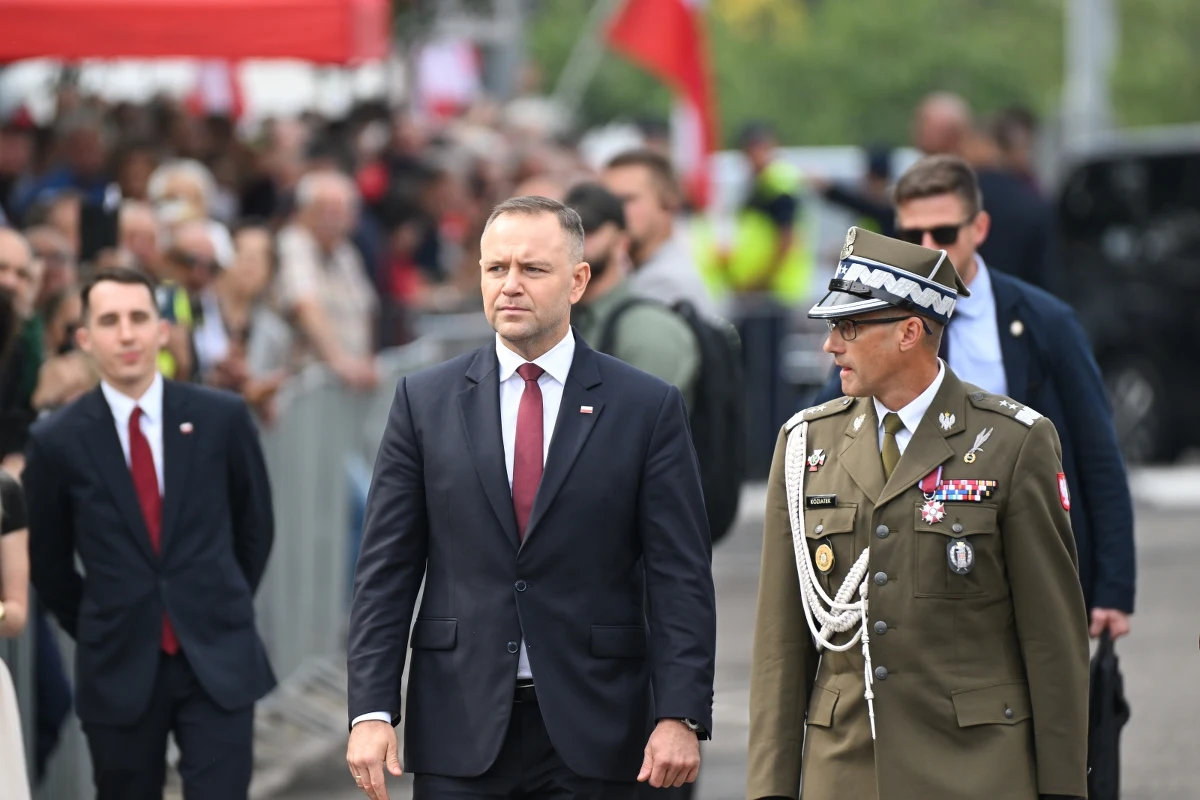 W całym wieku XX Polacy nigdy nie zgodzili się na to, aby komunistom oddać naszą wolność, niepodległość i suwerenność - mówił prezydent Karol Nawrocki podczas szczecińskich obchodów 45. rocznicy podpisania Porozumień Sierpniowych oraz powstania NSZZ "Solidarność".
