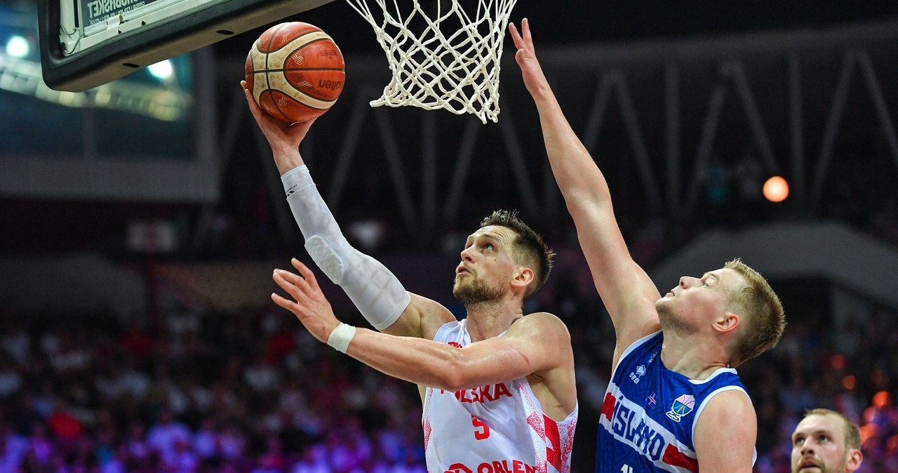 Mateusz Ponitka i Jordan Loyd ratowali Polskę, emocje do ostatnich minut meczu z Islandią wiadomości,aktualności,Interia Mateusz Ponitka i Jordan Loyd ratowali Polskę, emocje do ostatnich minut meczu z Islandią