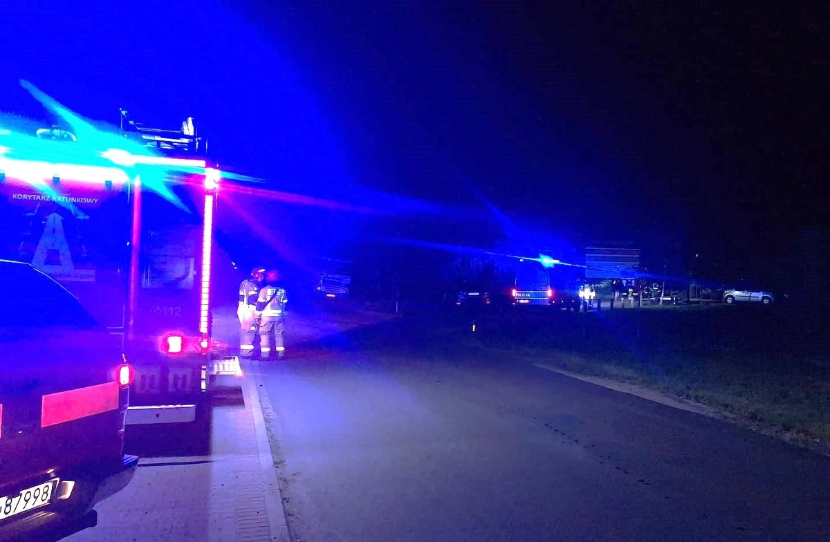 Tragedia koło wielkopolskiego Konina. Na jednej z posesji w szambie zginęły trzy osoby: 32-letnia kobieta oraz jej córki w wieku 6 i 7 lat. Policjanci pod nadzorem Prokuratury Okręgowej w Koninie wyjaśniają okoliczności tego tragicznego zdarzenia.