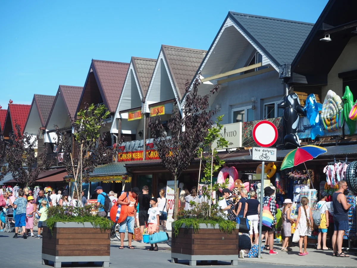 Sezon letni 2024 może okazać się rekordowy pod względem liczby czeskich turystów odwiedzających Polskę. Takiego zdania są przedstawiciele czeskiej branży turystycznej, którzy już teraz wskazują na ogromny wzrost zainteresowania naszym krajem. „Polska, obok Albanii, cieszy się największym wzrostem zainteresowania” – ocenia Jan Papeż, wiceprzewodniczący Stowarzyszenia Czeskich Biur Podróży.