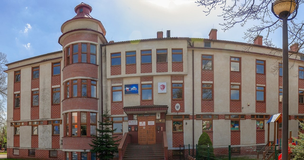 Afera wokół uczelni z Łodzi. wiadomości,aktualności,Interia Afera wokół uczelni z Łodzi.
