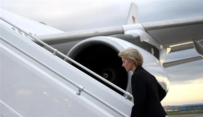 Lot Ursuli von der Leyen zakłócony. Podejrzenie rosyjskiej ingerencji