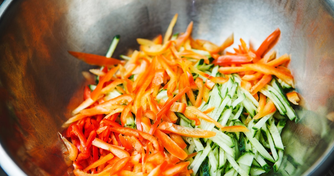 Jedz te surówki codziennie. Ryzyko zawału może spaść choćby o 26 proc.