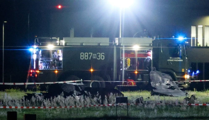 Katastrofa F-16 w Radomiu. Nowe informacje. "Wyrwa w płycie lotniska"