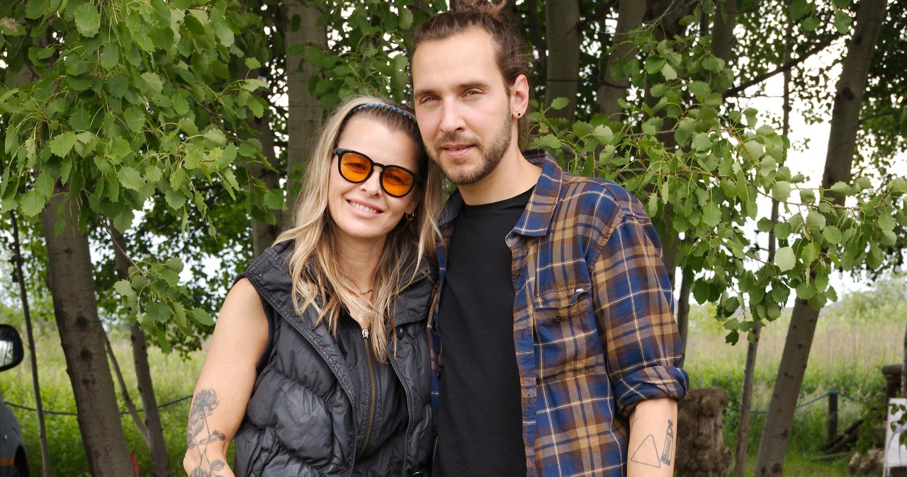 To koniec wielkiej miłości Mandaryny. Jej partner gwałtownie wziął ślub z inną