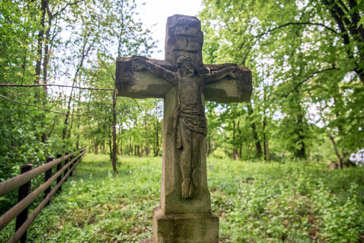 Funeral of the victims of genocide in Puźniki. We know who will represent the government