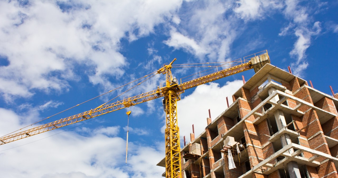 Czarne chmury nad deweloperami. Pierwszy taki przypadek w Polsce