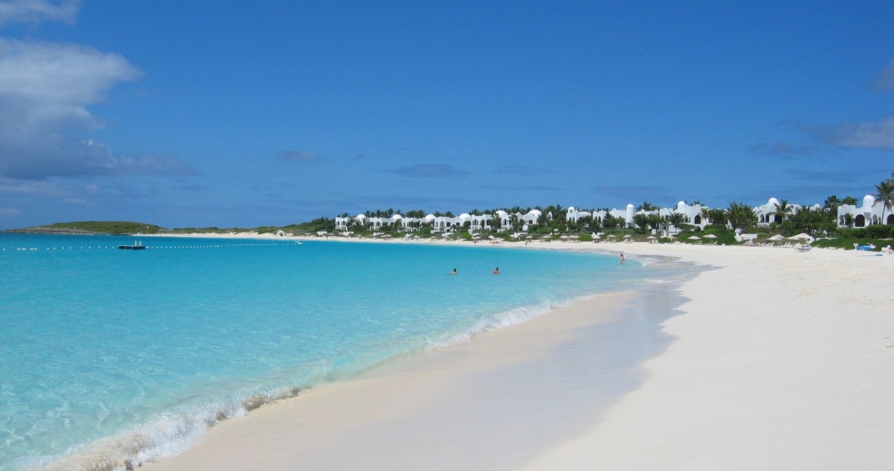 Te dwie litery to skarb. Karaibska wyspa zarabia na nich miliony