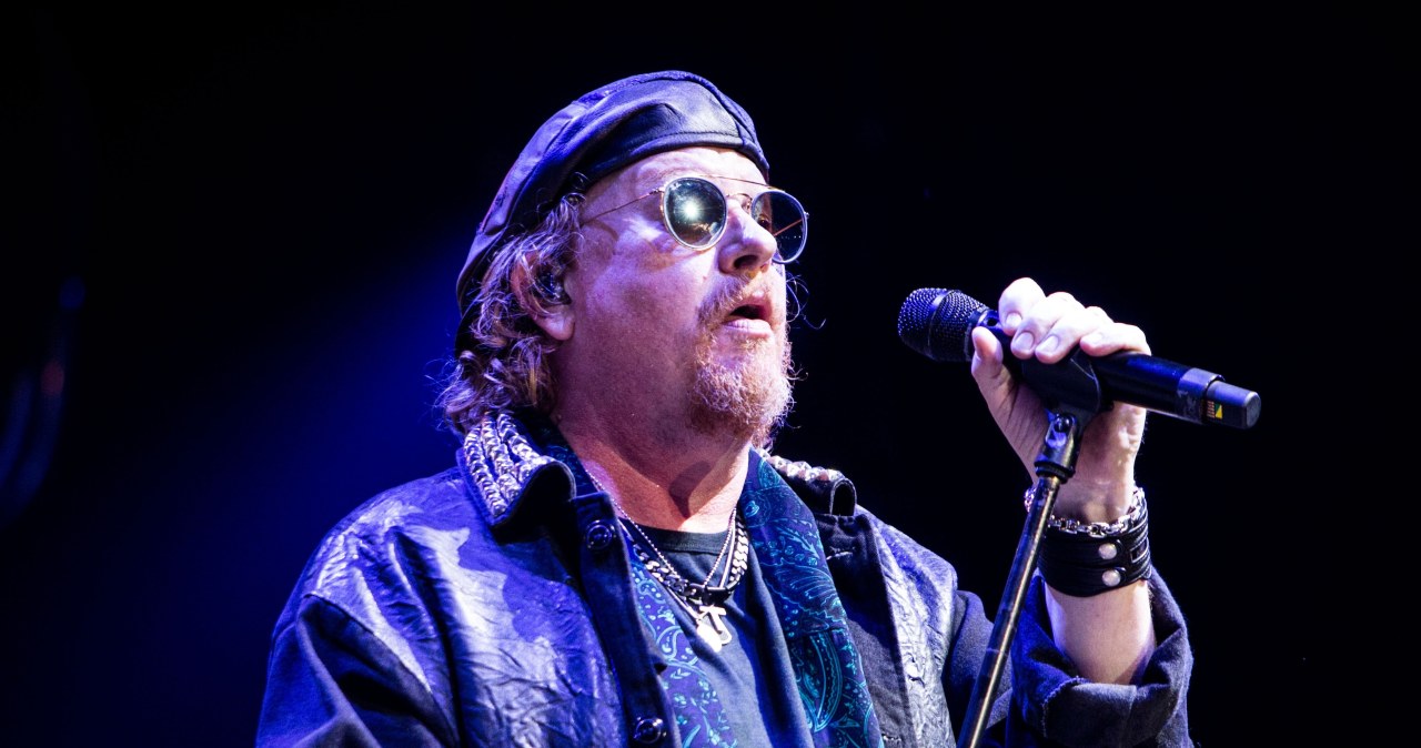 Wokalista zespołu Toto ma sławnego ojca. Od zawsze żył w jego cieniu