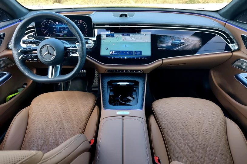 Koniec dotykowego sterowania i "upominania" kierowcy. Eksperci wymuszą zmiany