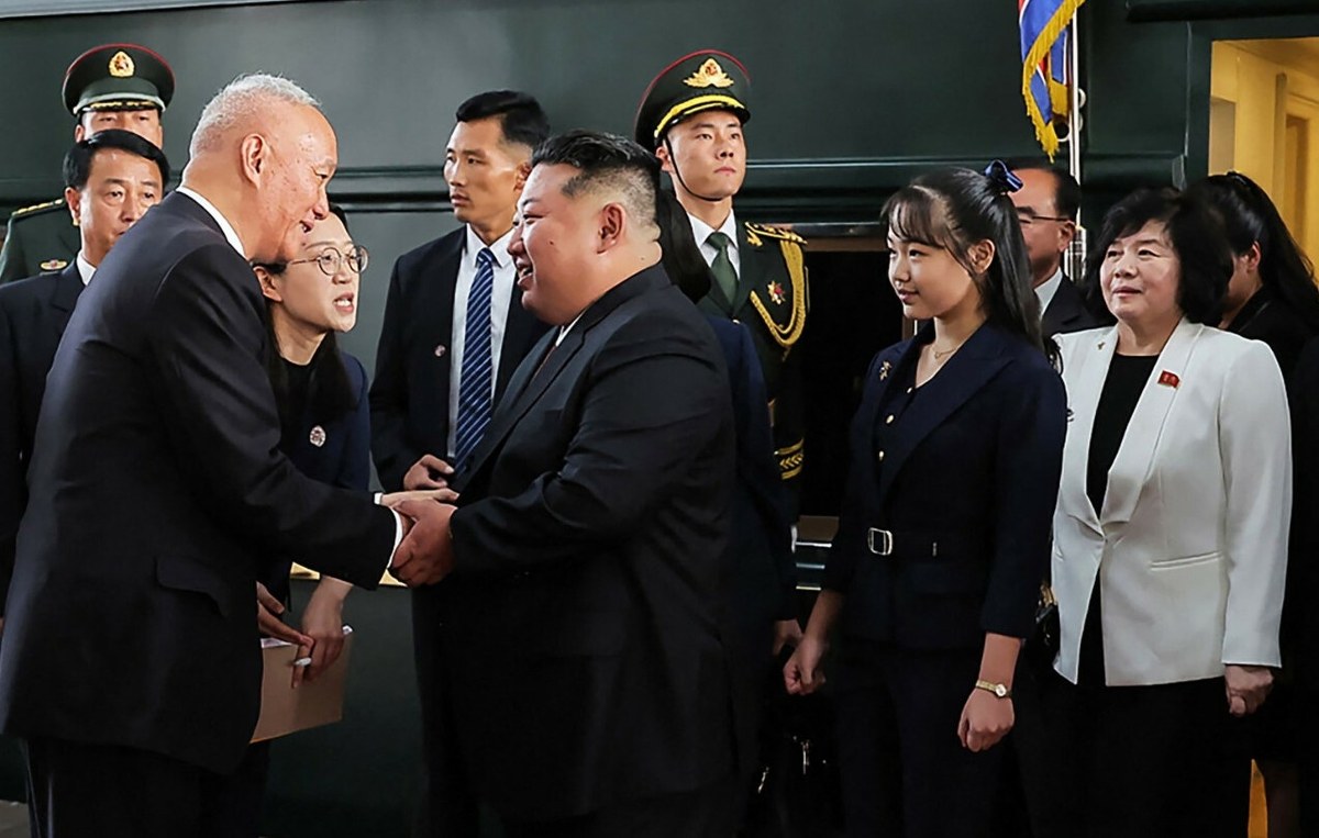 ​Kim Dzong Un pokazał swoją tajemniczą córkę. To jego następczyni?