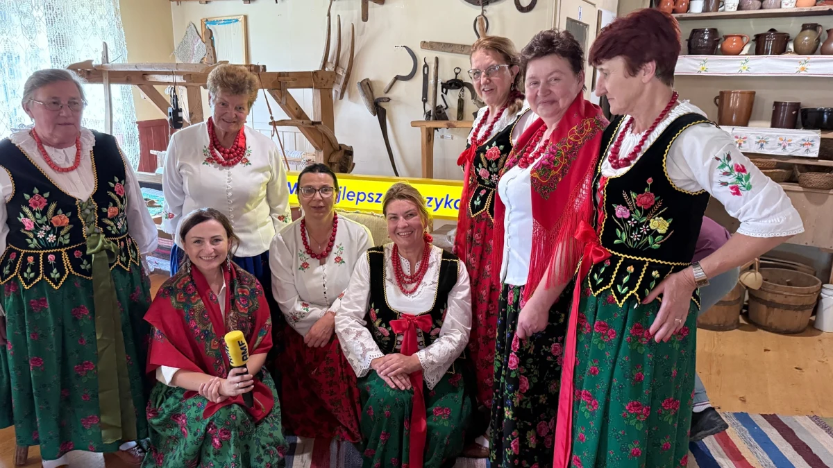 Bryja ze wsi Maniowy, ciasto flisackie ze Sromowiec Niżnych, fizoły ze Sromowiec Wyżnych  i gulasz czorsztyński wpisany na Listę Produktów Tradycyjnych – tak wygląda menu finału akcji "Pyszne, bo Polskie". Razem z Magdaleną Wojtoń i Maciejem Pałahickim odwiedziliśmy Małopolskę, by odkrywać, czym smakują Podhale i Pieniny.