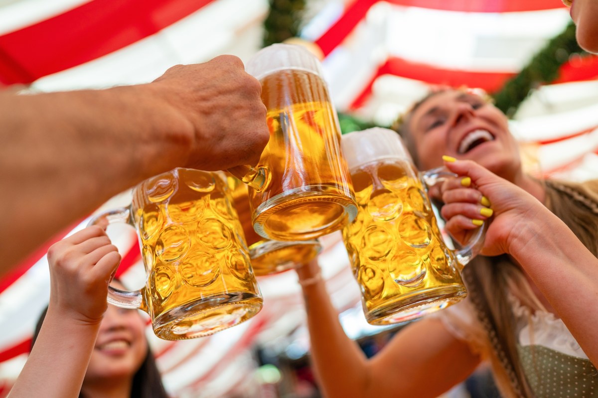 Ponad 15 euro za kufel piwa, choćby 230 za stek. Niemcy łapią się za głowę
