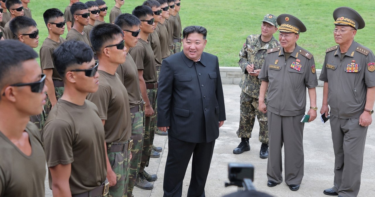 Kim Jong Un's protection removes traces of DNA after gathering  with Putin
