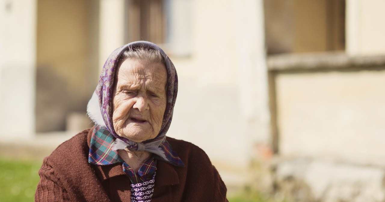 Kto odziedziczył, ten ma skarb. Ludzie zaczęli polować na domki z PRL