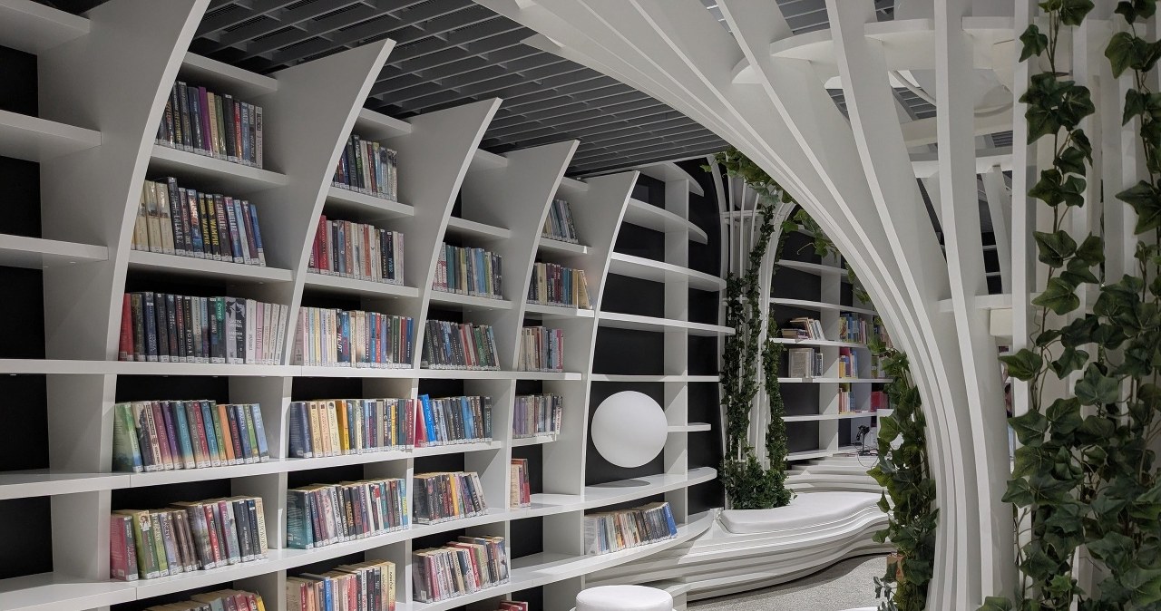 Metroteka otwarta. Warszawa ma bibliotekę w metrze z tysiącami książek