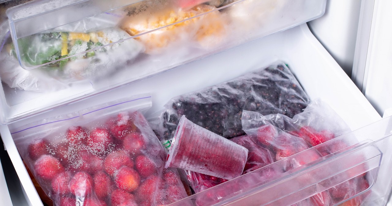 Owoce w czasie mrożenia zmieniają się w zbitą kulę? To znak, iż popełniasz ten błąd