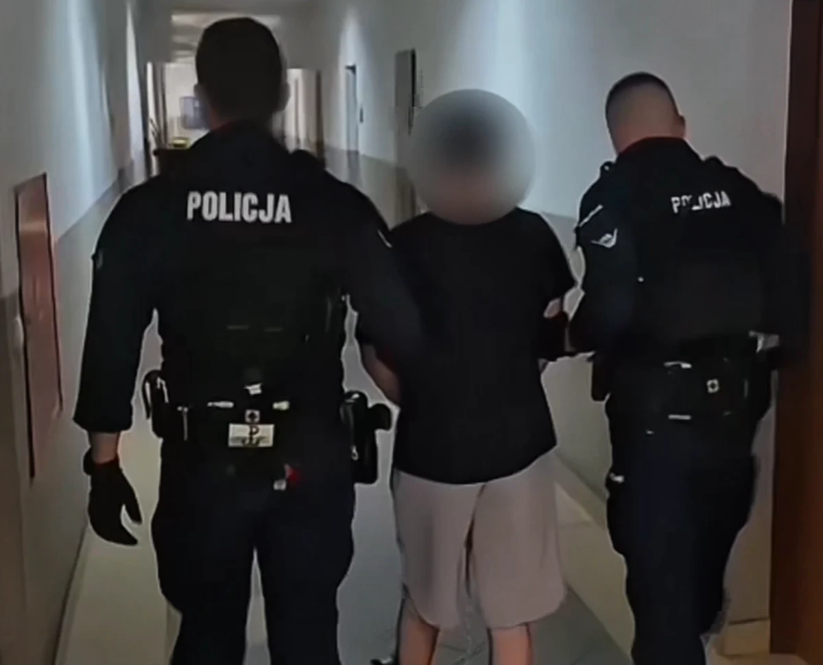 37-latek groził śmiercią szefowi tyskiej policji oraz miejscowym prokuratorom. Mężczyzna pisał również, że zamówił w darknecie gazy bojowe - m.in. sarin. Teraz grozi mu do 5 lat więzienia.