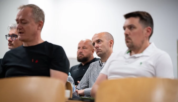 Profesjonalny głos meczu. Superliga stawia na jakość i certyfikuje spikerów