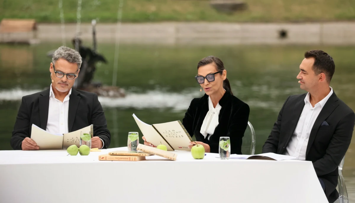 Prezydent Karol Nawrocki wraz z małżonką Martą Nawrocką otworzyli finał tegorocznej akcji Narodowe Czytanie. Tym razem jej bohaterem jest Jan Kochanowski. "Sięgamy do poezji mistrza, która mimo upływu 500 lat jest ciągle z nami. Jan Kochanowski jest ojcem literackiego języka polskiego, który przetrwał wieki" - mówił prezydent. 