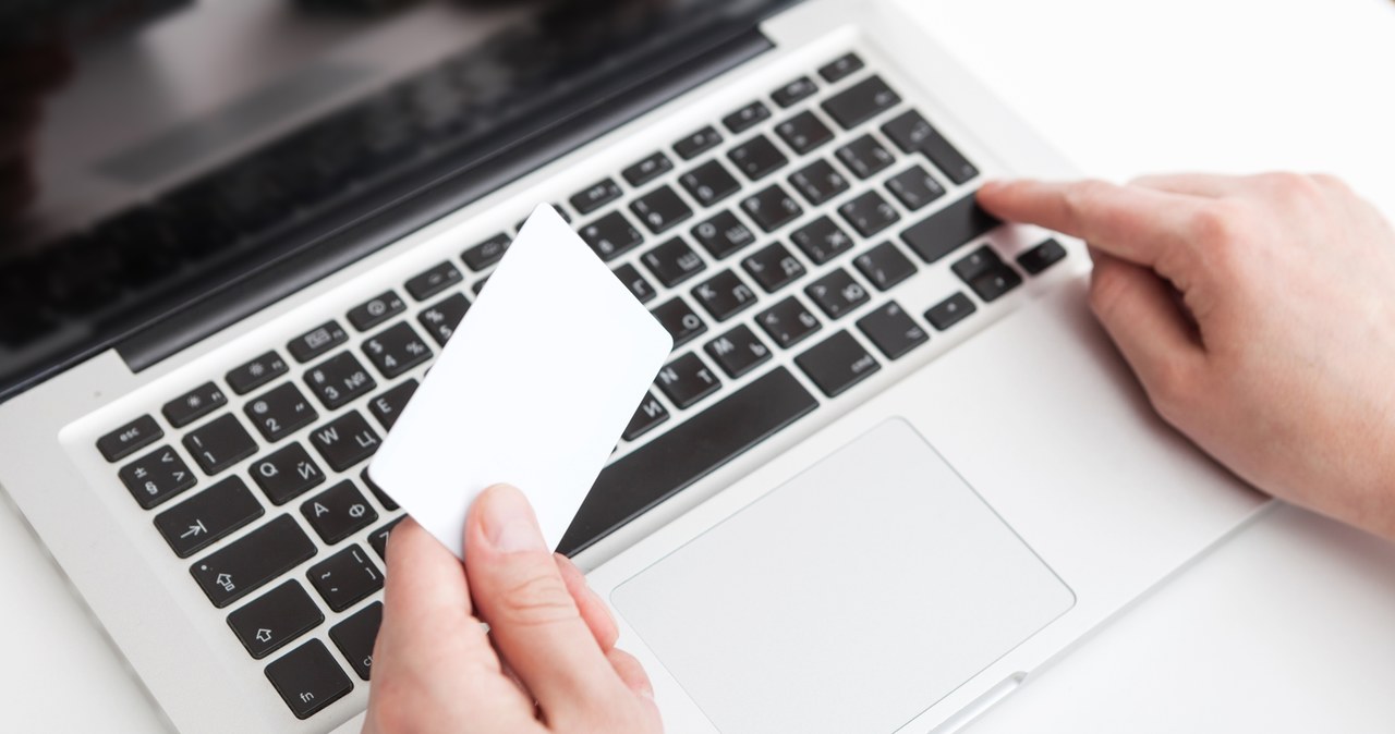 Zamówił przez internet podróbki, produkty skonfiskowano. Zapłaci wysoki mandat