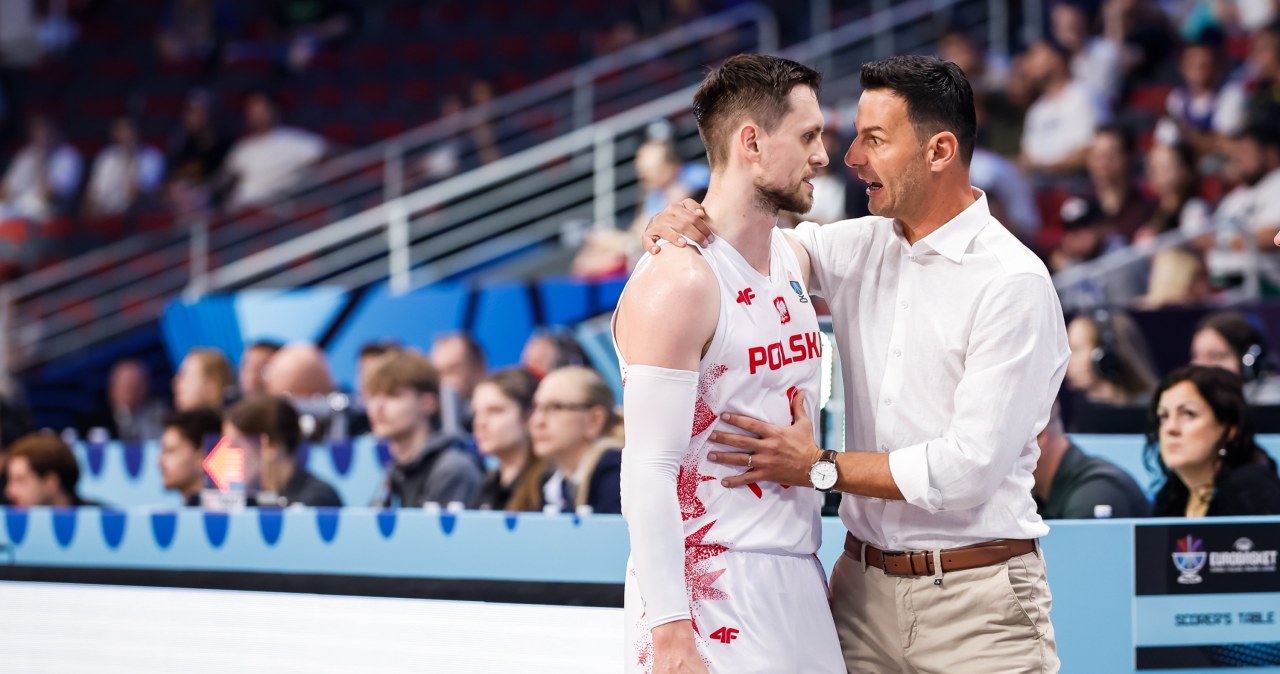 wiadomości,aktualności,Interia Co wydarzyło się w szatni Polaków, trener zdradza sekret niesamowitego powrotu