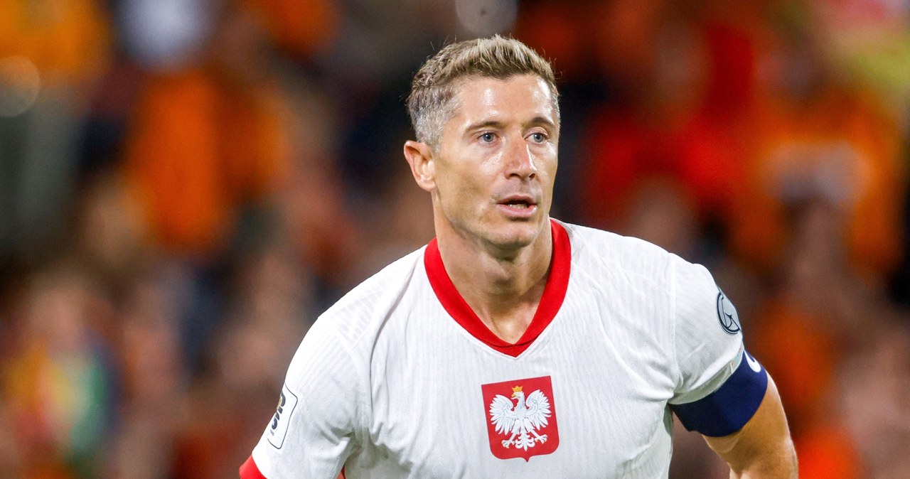 Zaraz mecz z Finlandią, a Lewandowski już świętuje. Zamieścił wpis wiadomości,aktualności,Interia Zaraz mecz z Finlandią, a Lewandowski już świętuje. Zamieścił wpis
