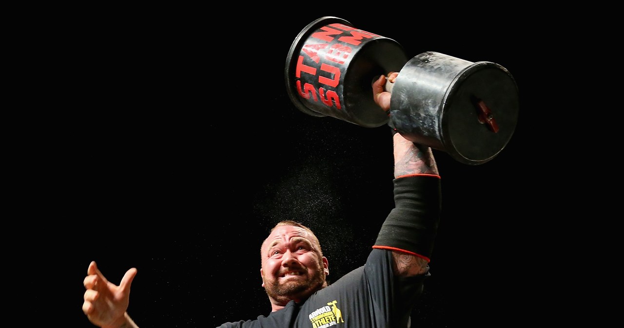 510 kg, absolutny rekord Guinnessa. Znany aktor najsilniejszym człowiekiem świata wiadomości,aktualności,Interia 510 kg, absolutny rekord Guinnessa. Znany aktor najsilniejszym człowiekiem świata