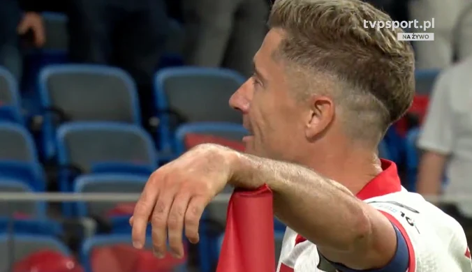 Tak Zieliński obsłużył Lewandowskiego. Piękna akcja kapitanów na 2:0 [WIDEO]
