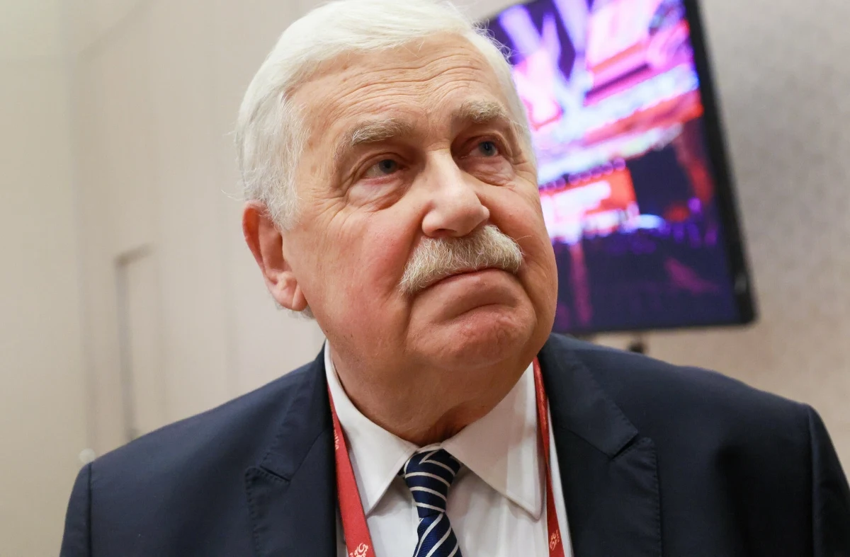 "Przybyło tyle punktów, ile trzeba. Kluczowa decyzja była taka, by uwolnić potencjał naszych zawodników. I to się Janowi Urbanowi udało" – powiedział w Rozmowie o 7:00 w Radiu RMF24 były selekcjoner reprezentacji Polski Jerzy Engel. Podkreślił, że w wygranym 3:1 przez Biało-Czerwonych meczu z Finlandią wyróżniającą się postacią był Jakub Kamiński. 