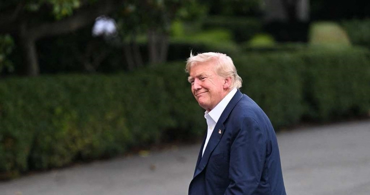 Wielka obława na migrantów. Trump podsumował akcję memem