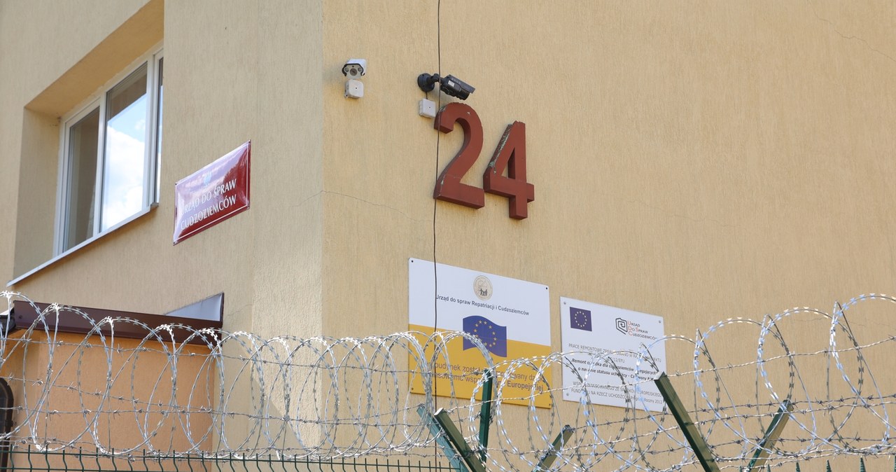 RPO alarmuje. Ośrodki dla cudzoziemców niemal przepełnione