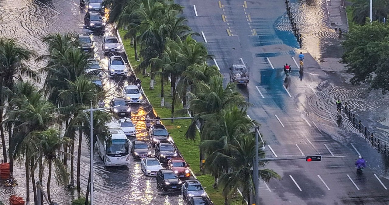 wiadomości,aktualności,Interia Chwile grozy podczas tajfunu Tapah. 