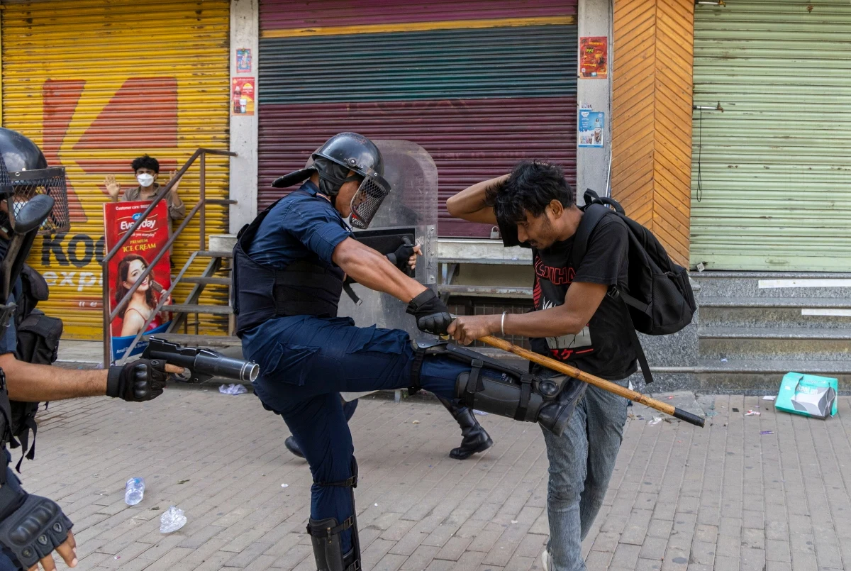 Dostęp do 26 platform społecznościowych i komunikatorów w Nepalu przywrócony przez władze - informuje AFP. Decyzja rządu nastąpiła po masowych protestach, w wyniku których zginęło 19 osób.