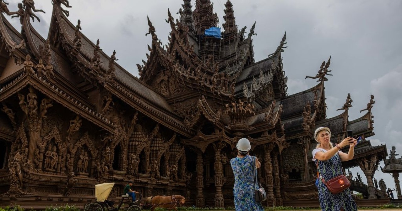 Kraj rozdaje darmowe bilety lotnicze. Wyjątkowa okazja dla turystów