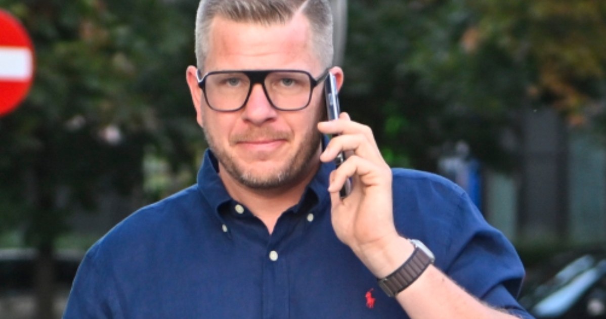 Filip Chajzer miał uspokoić fanów. Zamiast tego dolał oliwy do ognia