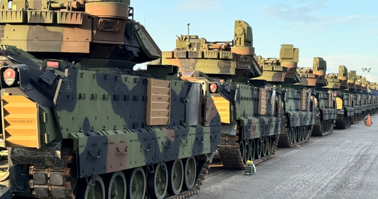 Groźne wozy bojowe ruszają do Polski. Amerykanie zadecydowali