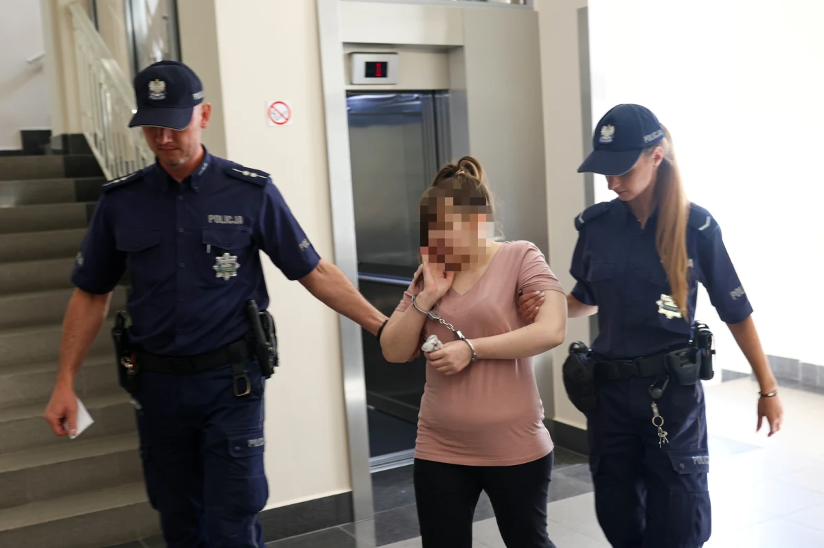 Magdalena W. z Mysłowic (Śląskie) została dziś prawomocnie skazana na 15 lat więzienia za zabójstwo swego dziecka. 2-letniemu synowi zatkała usta i nos, pozbawiając go życia. Sąd nie dał wiary wyjaśnieniom oskarżonej, że do śmierci chłopca doszło wskutek nieszczęśliwego wypadku.