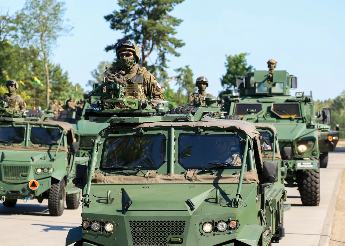 Polska została największym beneficjentem środków na uzbrojenie z unijnego mechanizmu pożyczkowego SAFE. Jak poinformował minister obrony narodowej Władysław Kosiniak Kamysz, dostaniemy 43,7 miliarda euro, czyli niemal jedną trzecią środków dostępnych w całym programie.
