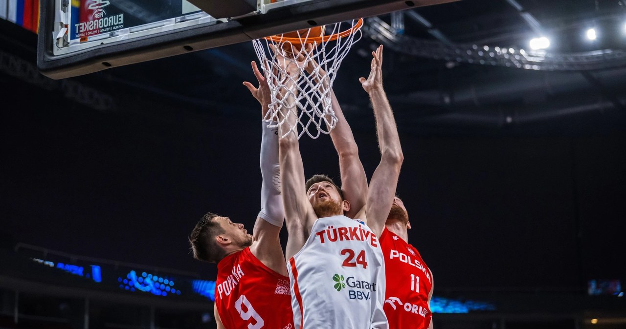 Polska starła się z Turcją o półfinał EuroBasketu. 14 punktów różnicy, różnica klas wiadomości,aktualności,Interia Polska starła się z Turcją o półfinał EuroBasketu. 14 punktów różnicy, różnica klas