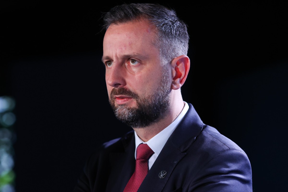 Szef MON: Nad Polską trwa operacja neutralizacji obiektów, które naruszyły granicę RP