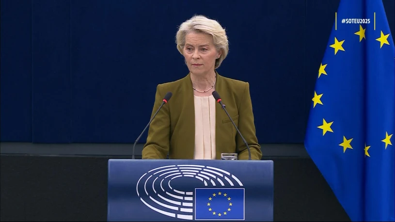 Szefowa KE mówiła o solidarności z Polską. Owacje w Parlamencie Europejskim