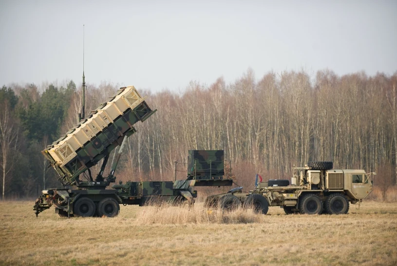 Źródło w NATO o rosyjskich dronach nad Polską. "Celowe wtargnięcie"
