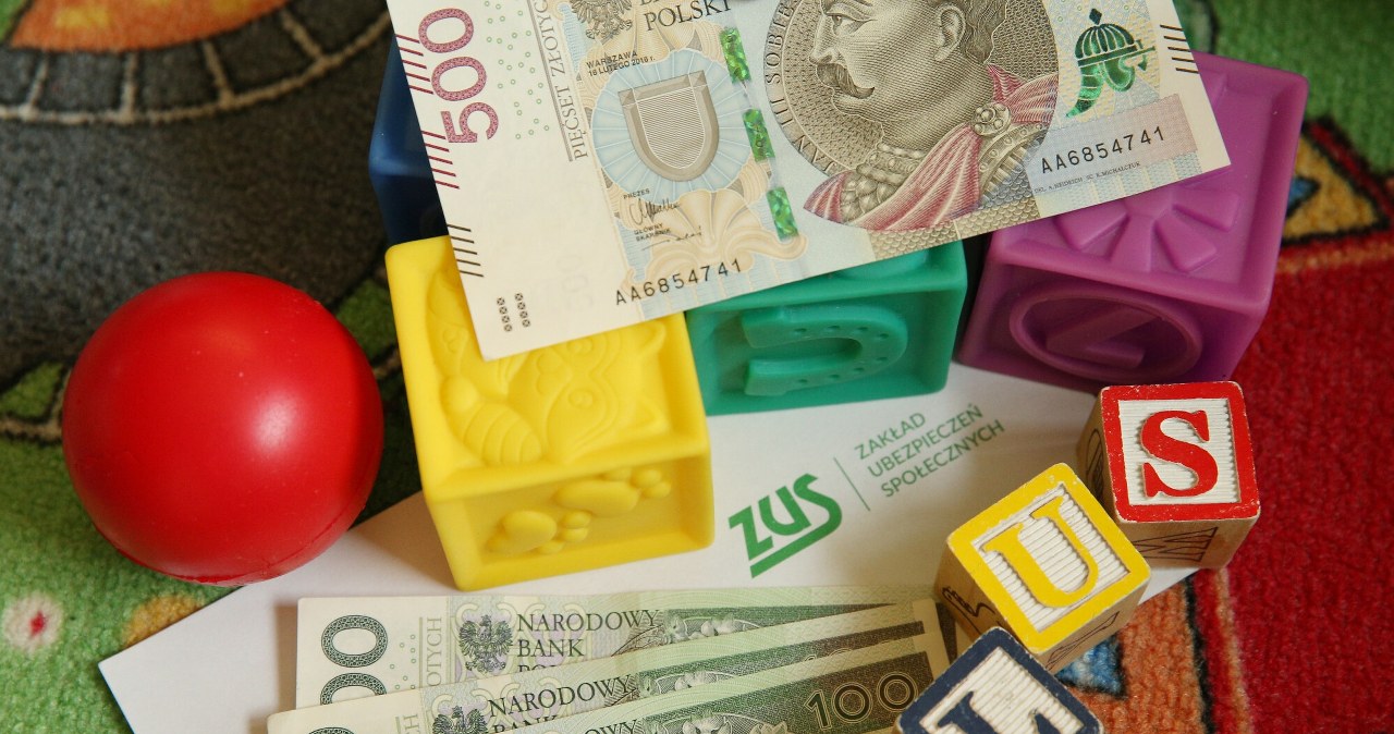 Posłanka KO chce zmiany w 800 plus. Doliczyła się 25 mld zł oszczędności